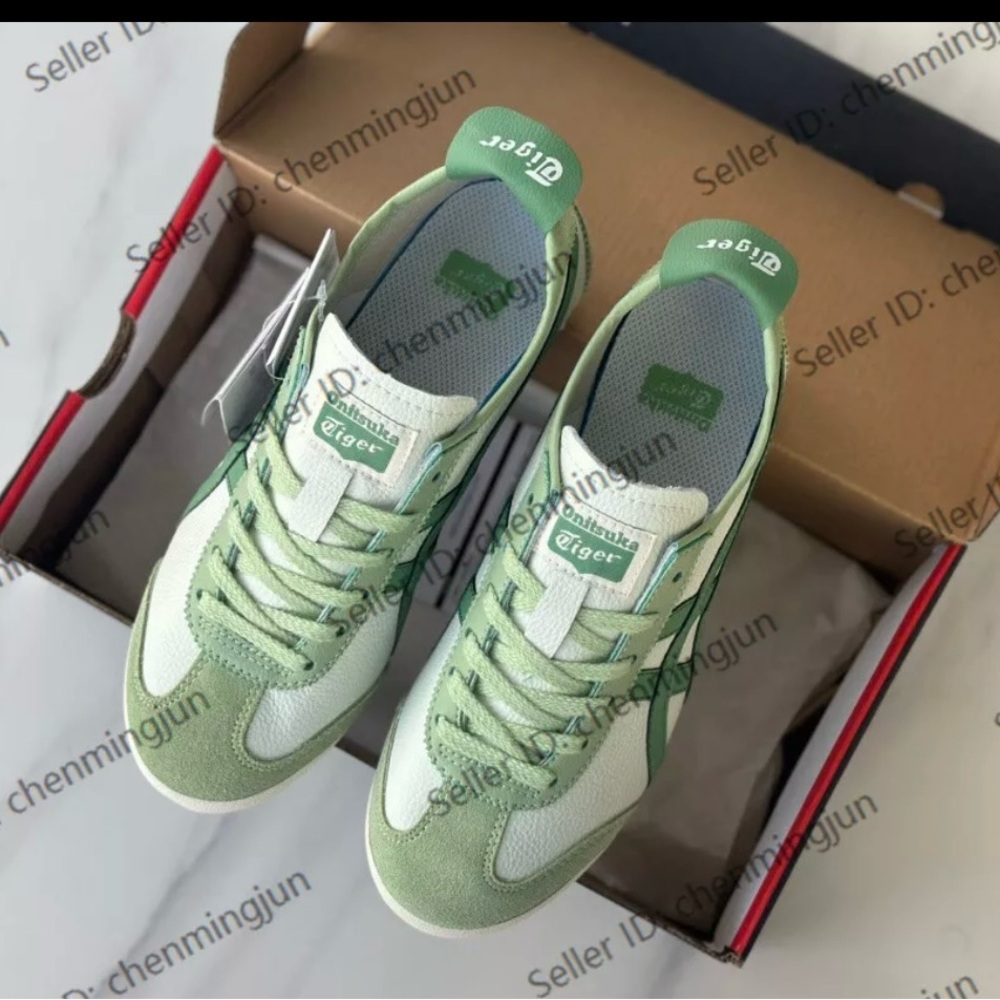 Onitsuka Tiger Sneakers